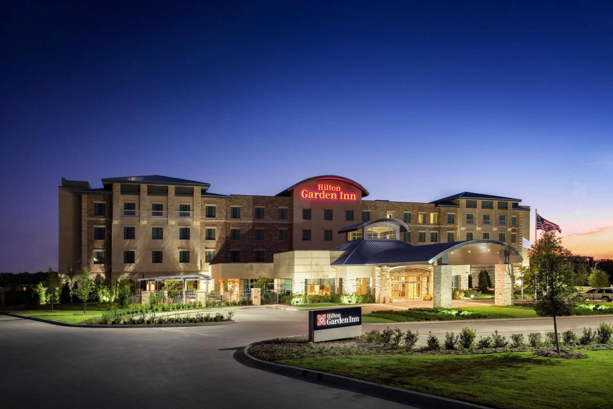 Hilton Garden Inn Dallas Richardson Exteriör bild
